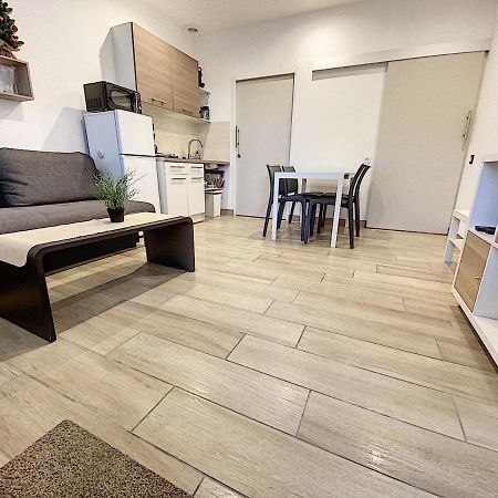 F2 "Le Parc" Clim, Wifi, Pmr Apartment Balaruc-les-Bains Exterior photo
